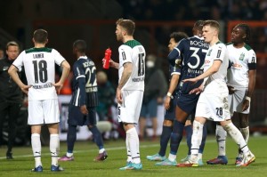 波鸿升班马爆冷终结领头羊连胜