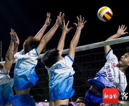  科隆主场球迷助威声中逆转战胜美因茨