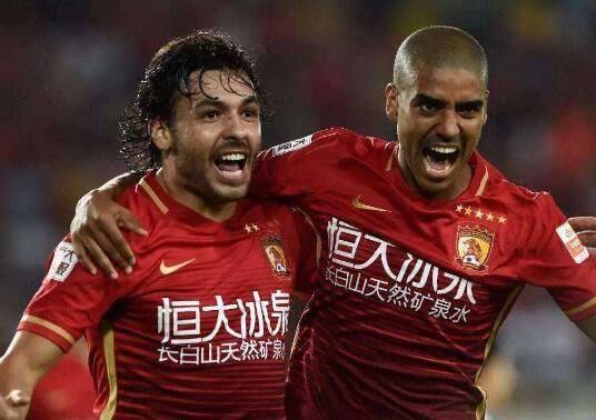  法甲保级大战混沌，五支球队深陷泥潭混战  